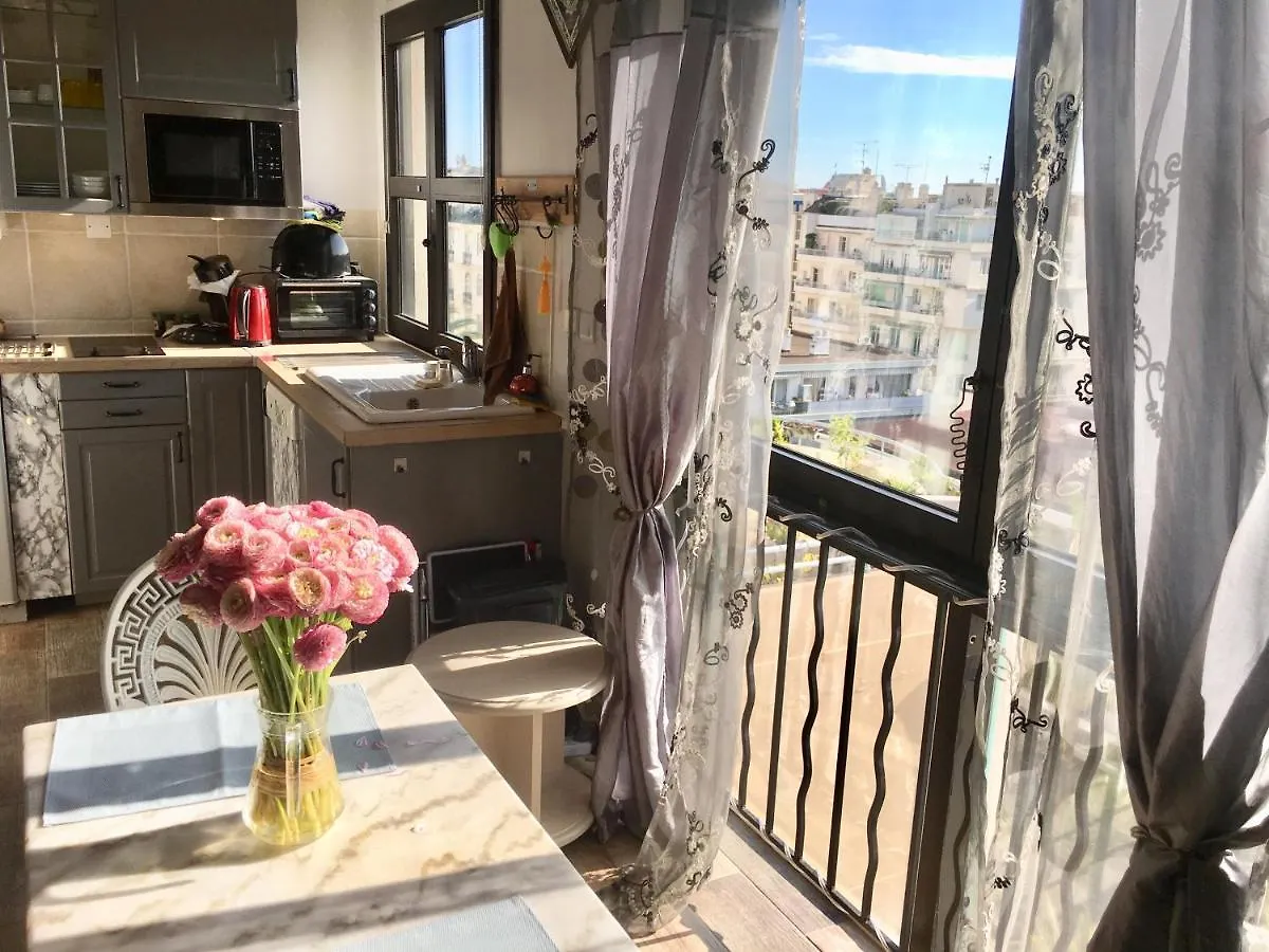 Luxurious Studio In Nice 450 M Of The Sea