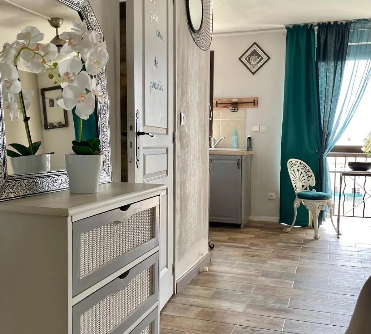 Luxurious Studio In Nice 450 M Of The Sea